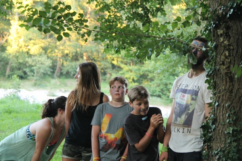 Village Camps International Summer Camp Ard&egrave;che, France 2019-07-26 https://www.villagecamps.com/journals_admin/images/924-11-16-07-2014 (800x533) (213).jpg